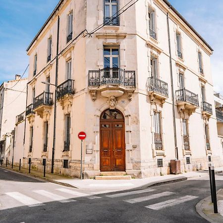 Demeure & Confort Nimes Exterior photo